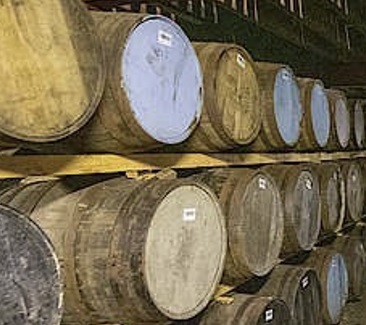 モートラック 10.6年 Hogshead Cask No.CW16310-16311